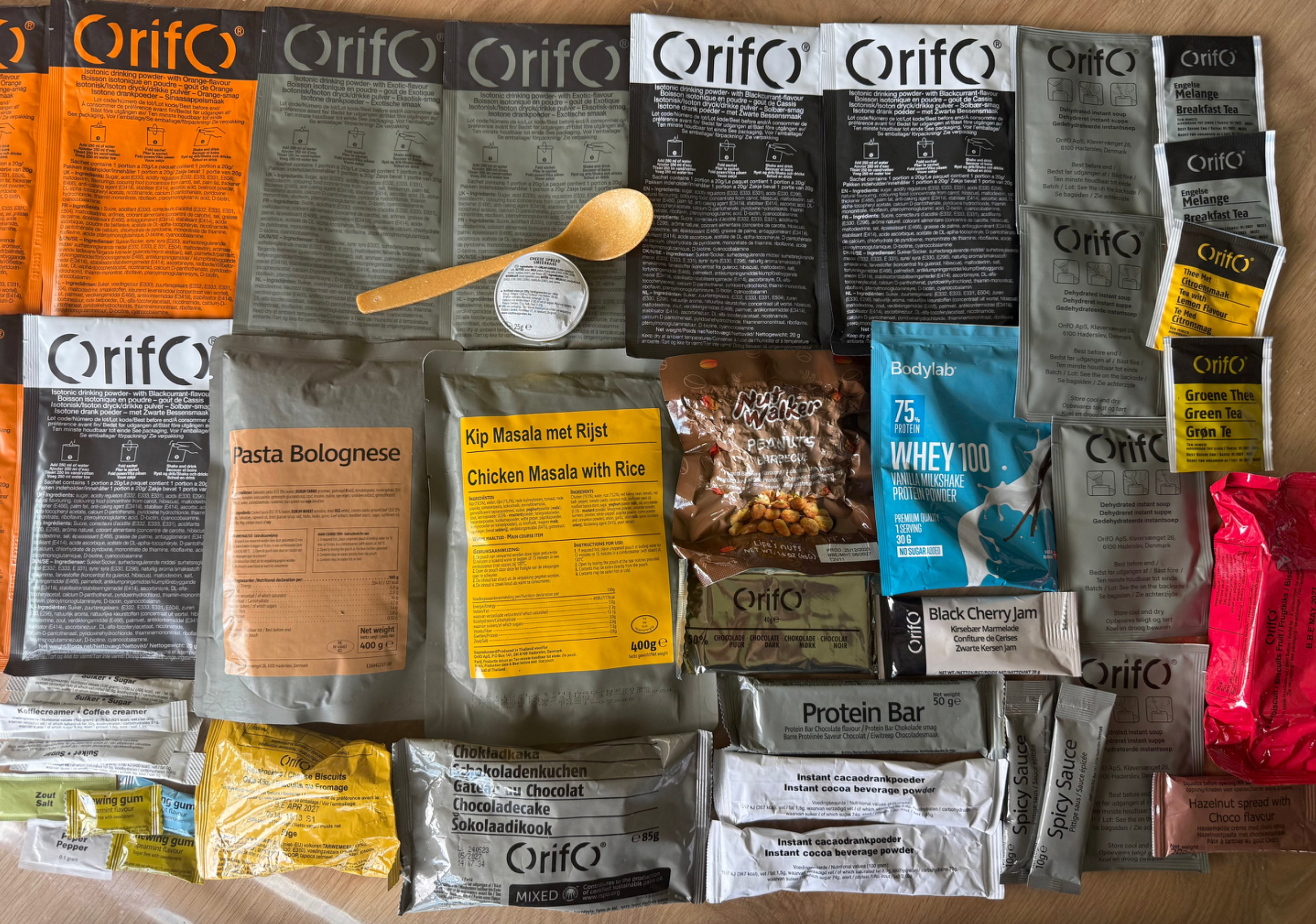 QRR alongside the Dutch 24-hour military ration